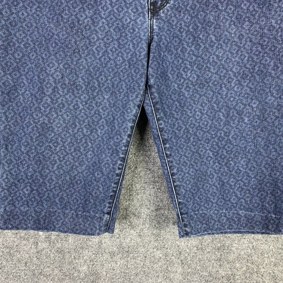 Coldwater Creek Dark Pattern Denim Natural Fit Bermuda Short No Size Tag 34Waist - Picture 3 of 11